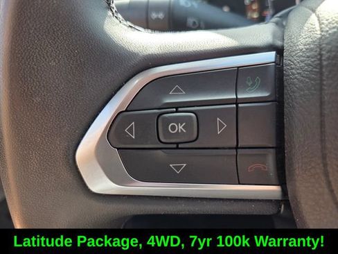 Used 2024 Jeep Compass Latitude AWD/4WD image 28