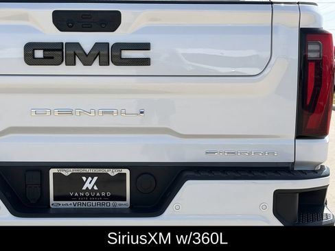 Used 2024 GMC Sierra 2500 Denali w/ Denali Reserve Package AWD/4WD image 9
