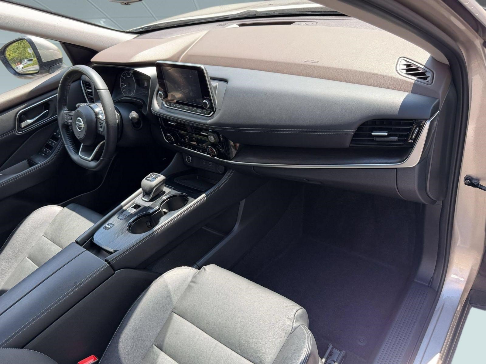 Used 2021 Nissan Rogue SL FWD image 31