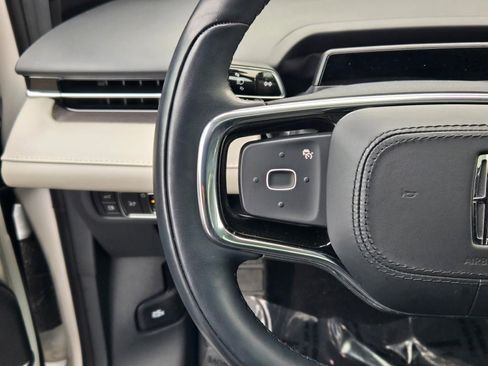 Used 2025 Lincoln Nautilus Premier w/ Equipment Group 102A image 33