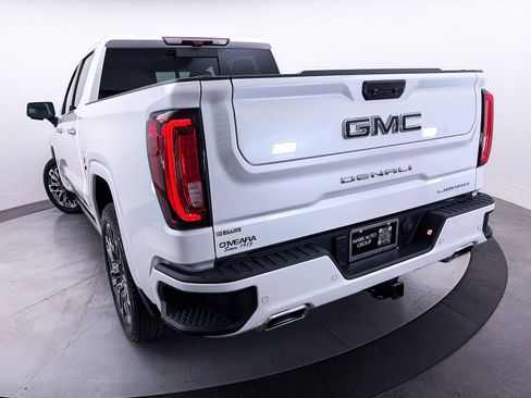 Used 2023 GMC Sierra 1500 Denali Ultimate AWD/4WD image 4