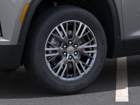 New 2026 Chevrolet Traverse LT FWD image 9