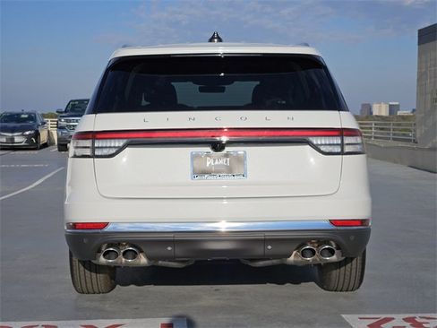 New 2026 Lincoln Aviator 2WD image 6