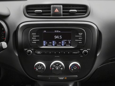 Used 2018 Kia Soul FWD image 13