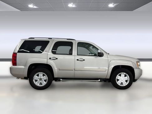Used 2008 Chevrolet Tahoe LT RWD image 8