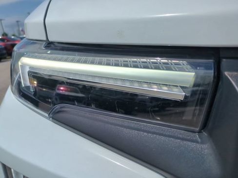 Used 2024 GMC Canyon Elevation RWD image 10