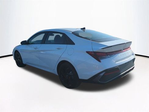 New 2026 Hyundai Elantra Sport FWD image 7