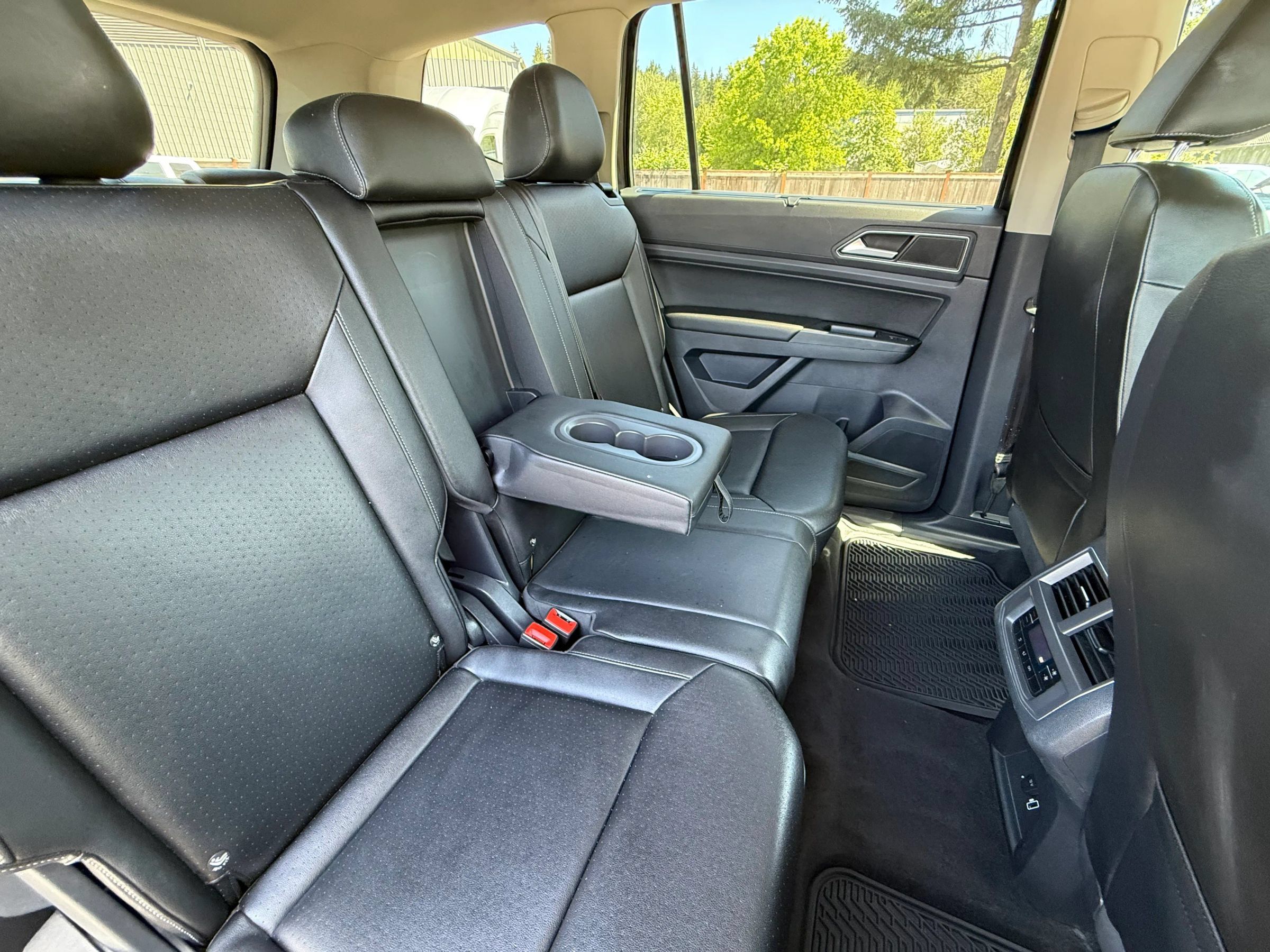Used 2018 Volkswagen Atlas SE AWD/4WD image 38