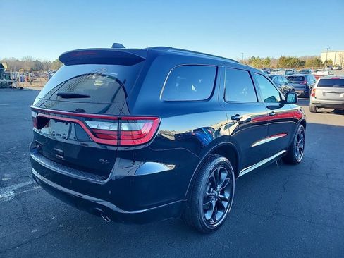 Used 2023 Dodge Durango R/T w/ Hemi Orange Plus Package image 2