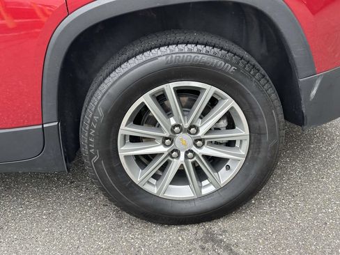 Used 2023 Chevrolet Traverse LT w/ LPO, Floor Liner Package AWD/4WD image 14