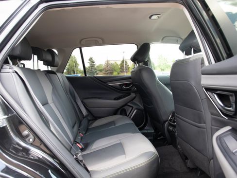 Used 2021 Subaru Outback Onyx Edition XT w/ Popular Package #2 AWD/4WD image 12