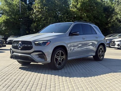 Used 2024 Mercedes-Benz GLE 350 4MATIC image 2
