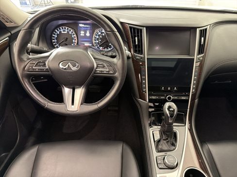 Used 2019 INFINITI Q50 Luxe w/ All Weather Package (L93) RWD image 27