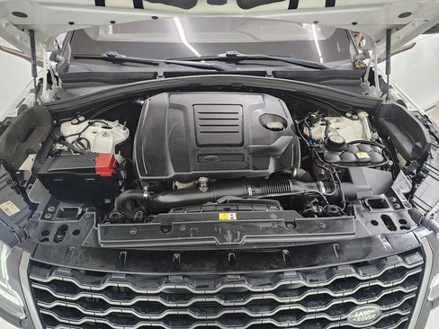 Used 2019 Land Rover Range Rover Velar R-Dynamic SE image 40