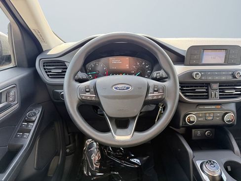 Used 2021 Ford Escape S image 12