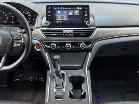 Used 2022 Honda Accord LX image 21