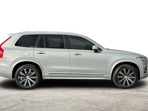 Used 2025 Volvo XC90 B6 Core w/ Protection Package Premier image 8