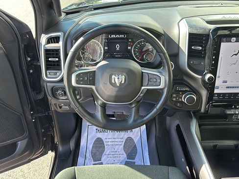 Used 2023 RAM 1500 Big Horn AWD/4WD image 9