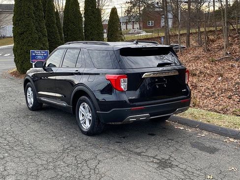 Certified 2023 Ford Explorer XLT w/ Equipment Group 202A image 6