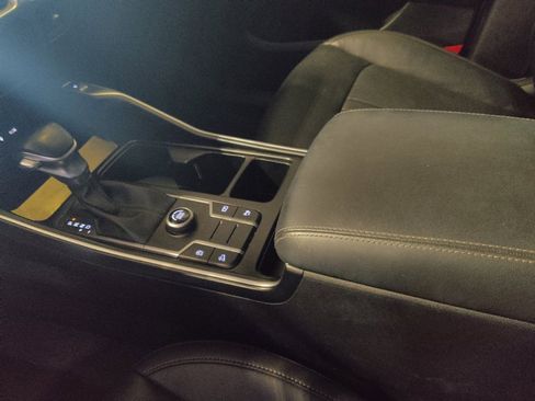 Used 2023 Kia Sorento S w/ Panoramic Sunroof Package FWD image 26