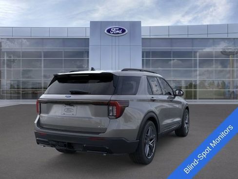 New 2026 Ford Explorer ST-Line w/ ST-Line Street Pack AWD/4WD image 9