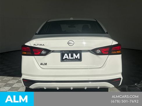 Used 2025 Nissan Altima 2.5 SV FWD image 7