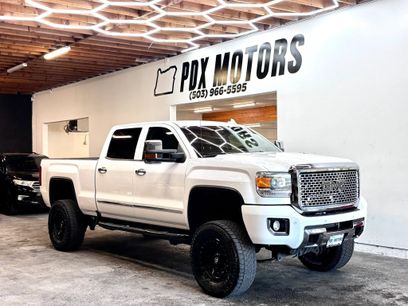 Used 2016 GMC Sierra 2500 Denali w/ Duramax Plus Package