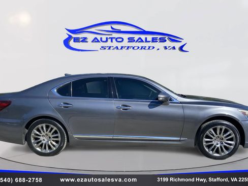 Used 2015 Lexus LS 460 w/ Comfort Package RWD image 4