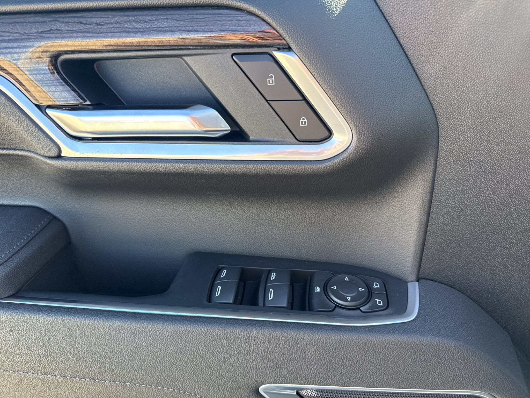 New 2026 Chevrolet Silverado 1500 RST w/ Protection Package AWD/4WD image 13