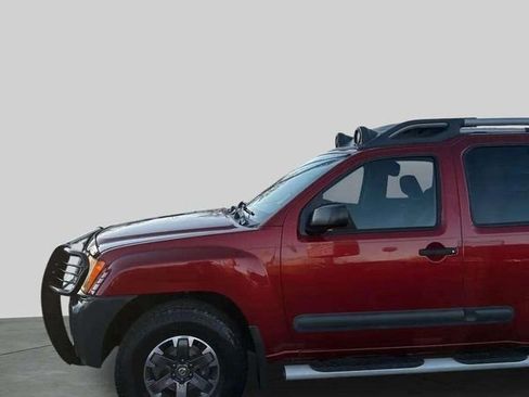 Used 2014 Nissan Xterra PRO-4X w/ Pro-4x Leather Package image 17