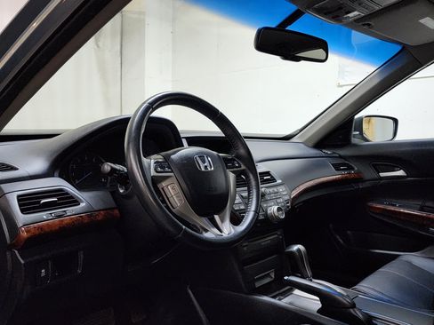Used 2010 Honda Crosstour EX-L image 13