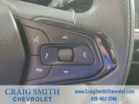 Used 2024 Chevrolet Trax LT FWD image 17