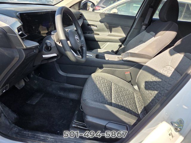 Used 2026 Nissan Kicks SV w/ SV Premium Package FWD image 9
