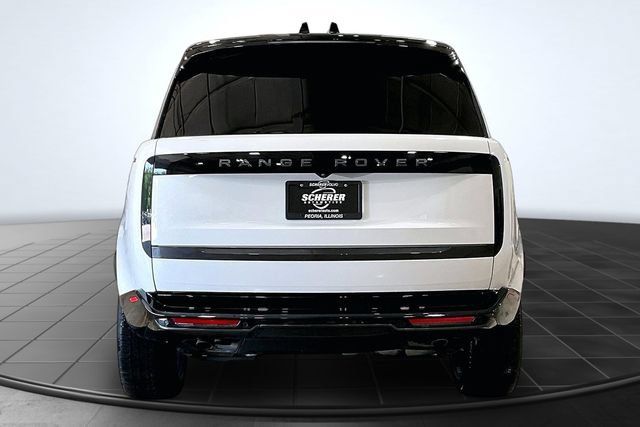 Used 2025 Land Rover Range Rover Long Wheelbase SE AWD/4WD image 4