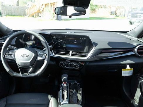 New 2026 Chevrolet Trax RS w/ Driver Confidence Package image 15