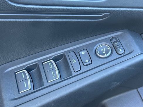 Certified 2025 Honda Accord LX image 12