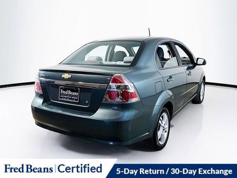 Used 2010 Chevrolet Aveo LT w/ Power and Convenience Package image 9