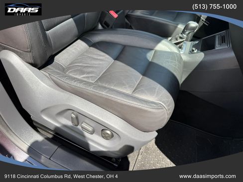 Used 2016 Volkswagen Tiguan SEL AWD/4WD image 32