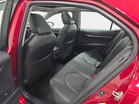 Used 2018 Toyota Camry XLE w/ Driver Assist Package FWD image 12