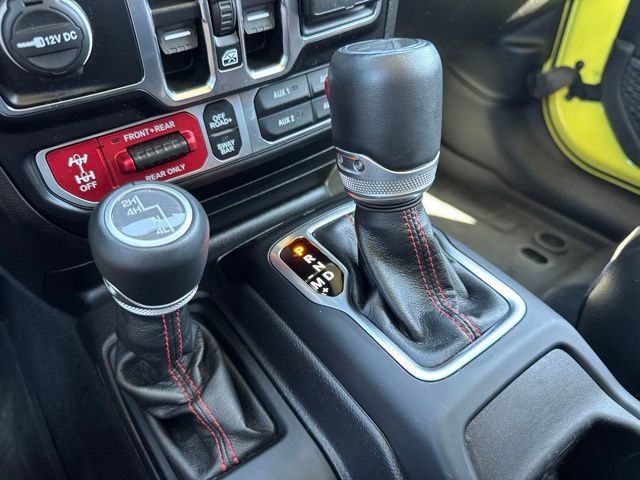 Used 2023 Jeep Gladiator Rubicon w/ LED Lighting Group AWD/4WD image 10