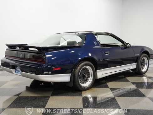 Used 1987 Pontiac Firebird Trans Am RWD image 13