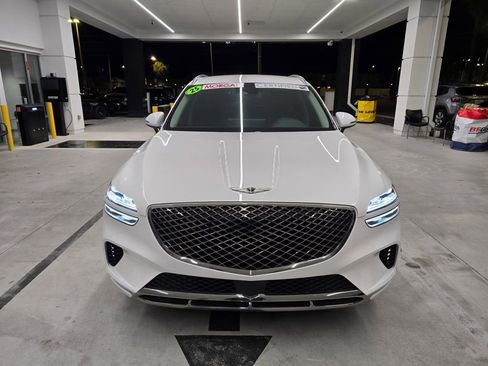 Used 2025 Genesis GV70 2.5T image 8