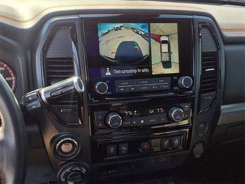Used 2024 Nissan Titan PRO-4X w/ Pro-4x Convenience Package image 6