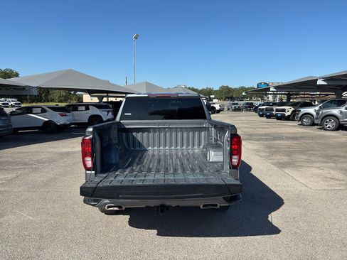 Certified 2021 GMC Sierra 1500 Elevation w/ X31 Off-Road Package AWD/4WD image 7