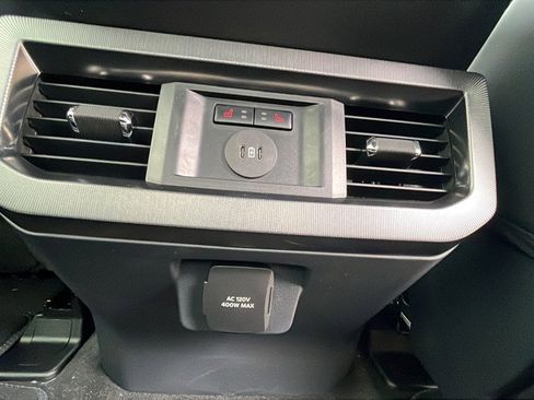 New 2026 Ford F250 Platinum image 28