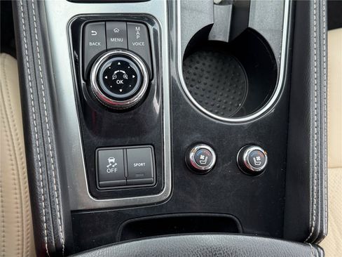 Used 2023 Nissan Maxima Platinum w/ Sport Mat Group FWD image 15