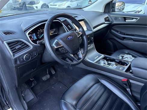 Used 2020 Ford Edge SEL w/ Convenience Package image 11