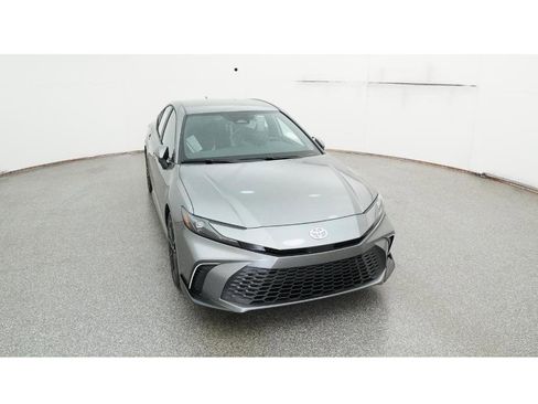 New 2026 Toyota Camry SE image 14