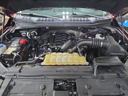 Used 2019 Ford F150 Lariat w/ Equipment Group 502A Luxury AWD/4WD image 31