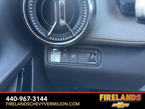 New 2026 Chevrolet Equinox LT w/ Convenience Package II image 18